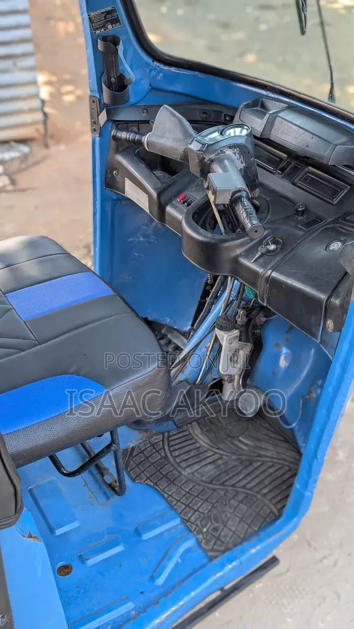 TVS King Deluxe Plus iTouch Start 2020 Blue