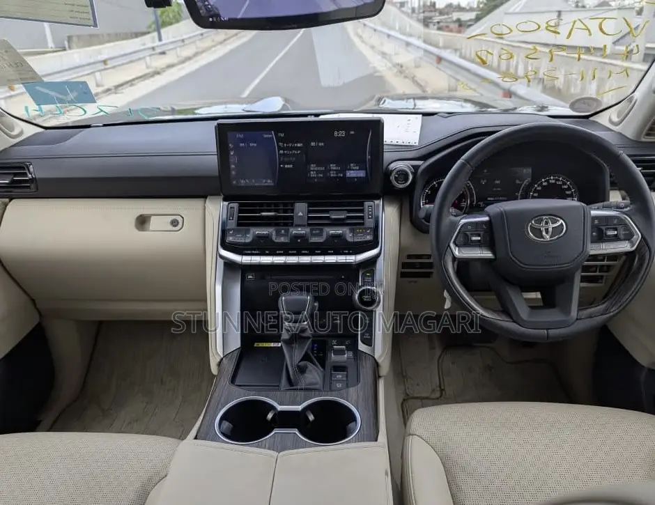 Toyota Land Cruiser 2024 Black