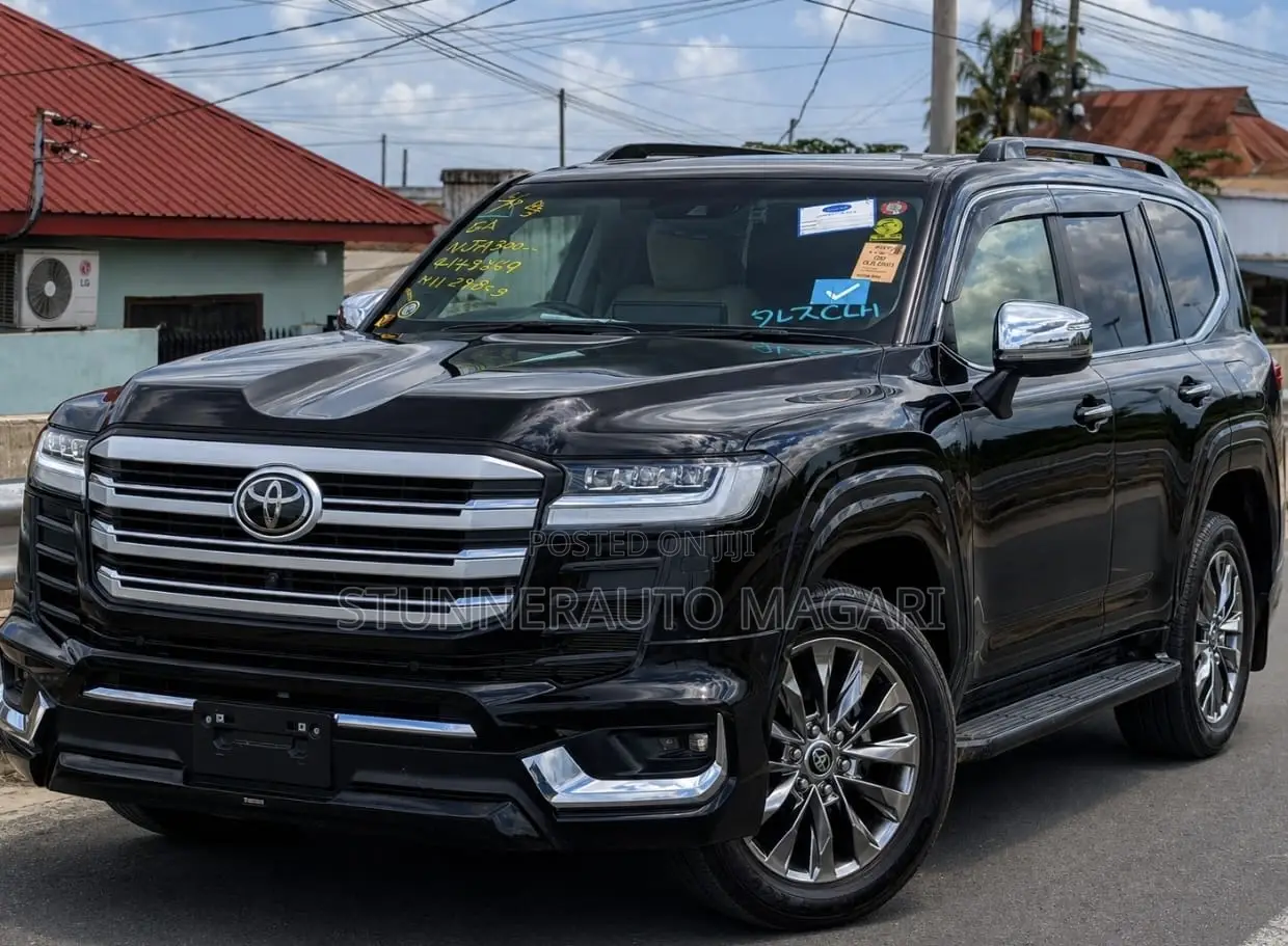 Toyota Land Cruiser 2024 Black