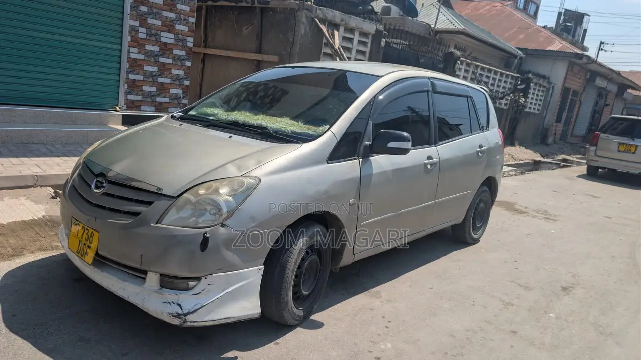 Toyota Corolla Spacio 2006 Silver