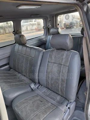 Toyota Noah 2002 Silver