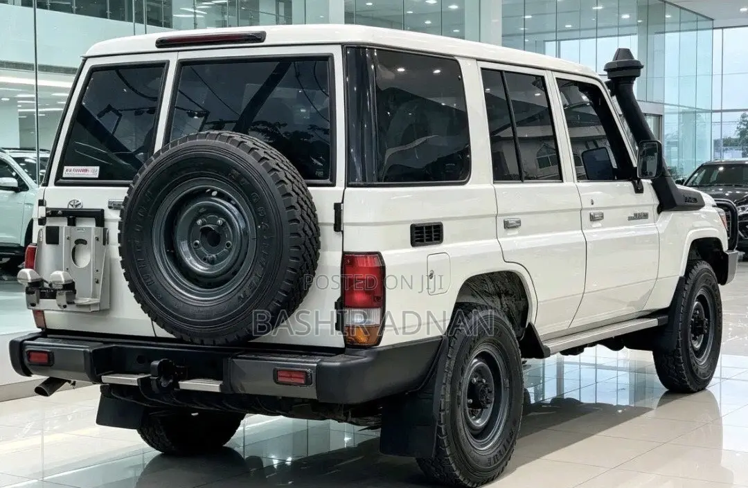 Toyota Land Cruiser 76 Series 2018 White