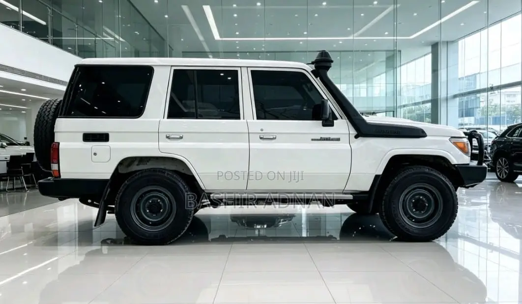 Toyota Land Cruiser 76 Series 2018 White