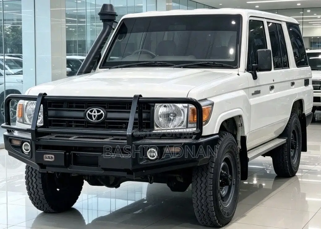 Toyota Land Cruiser 76 Series 2018 White