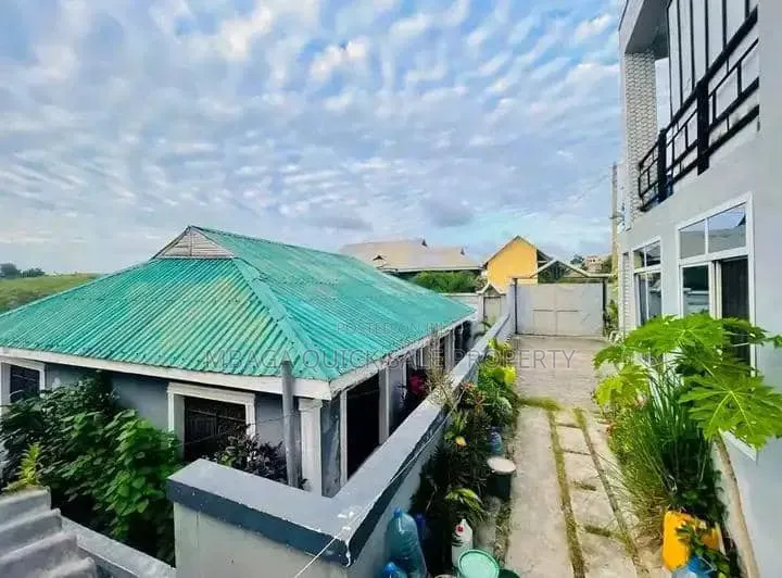 3bdrm House in Kimara Temboni for sale