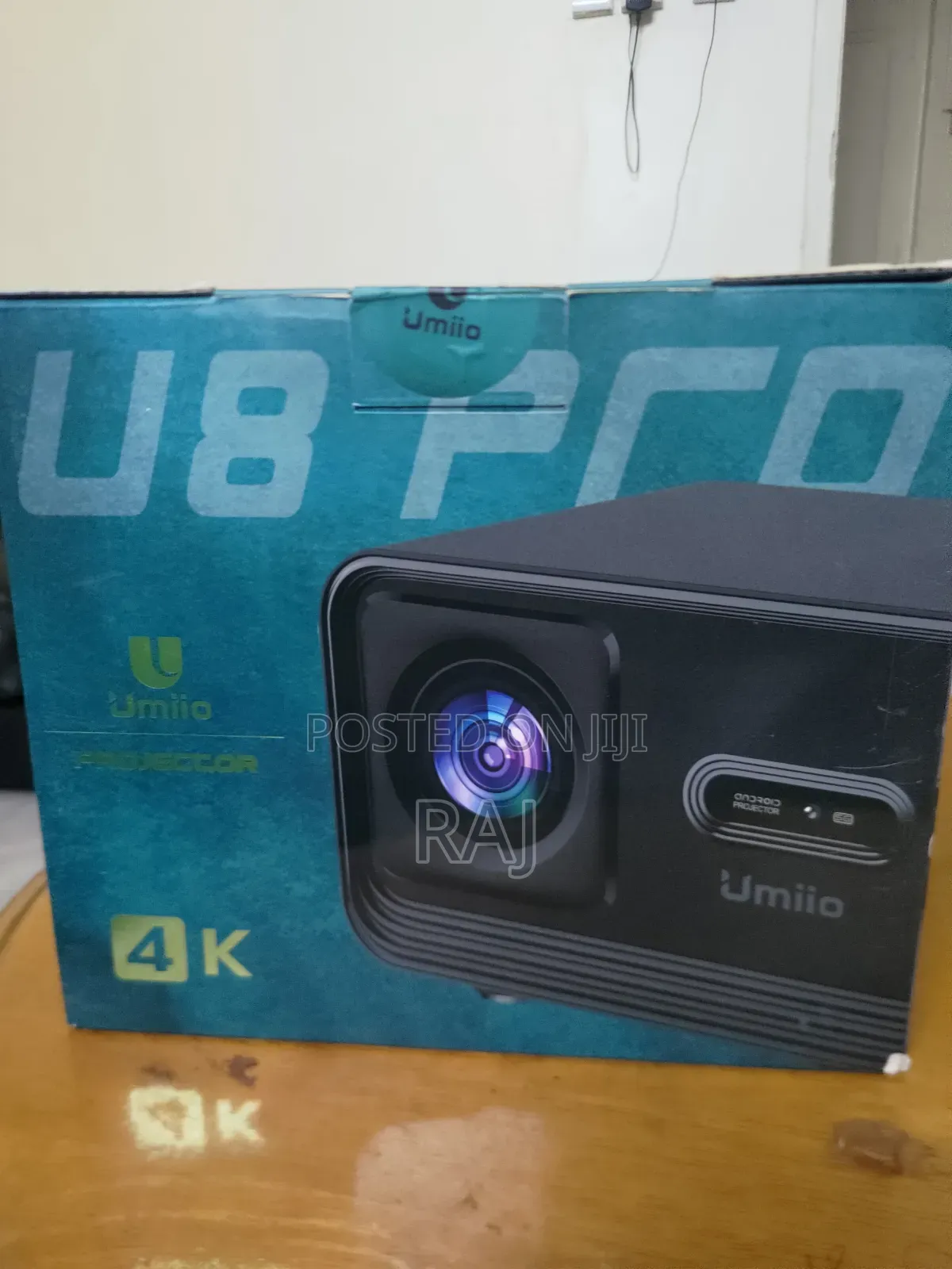Umiio U8 Pro , Projector