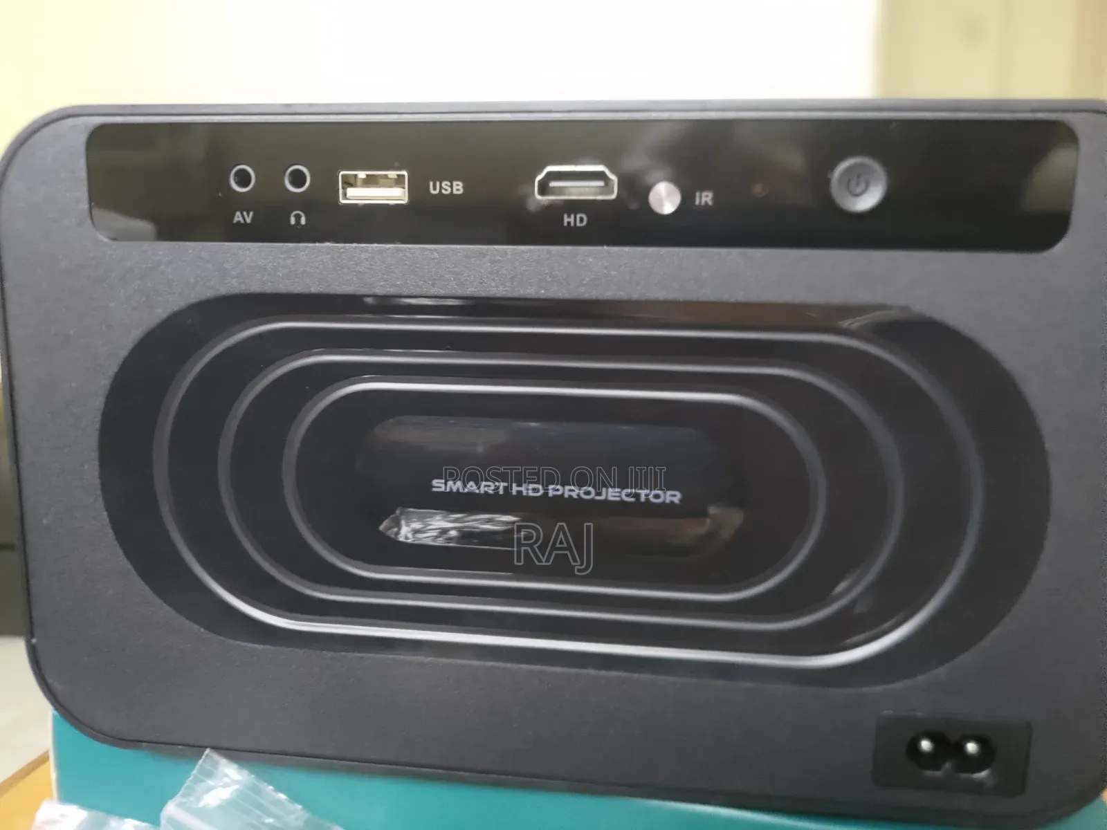 Umiio U8 Pro , Projector