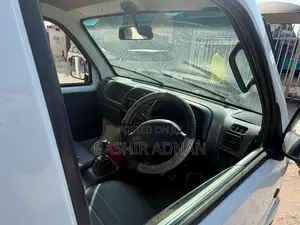 Suzuki Carry(kirikuu) Body Kubwaa.