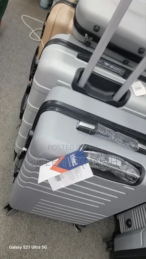 Matching Luggage and Vanity Case Set