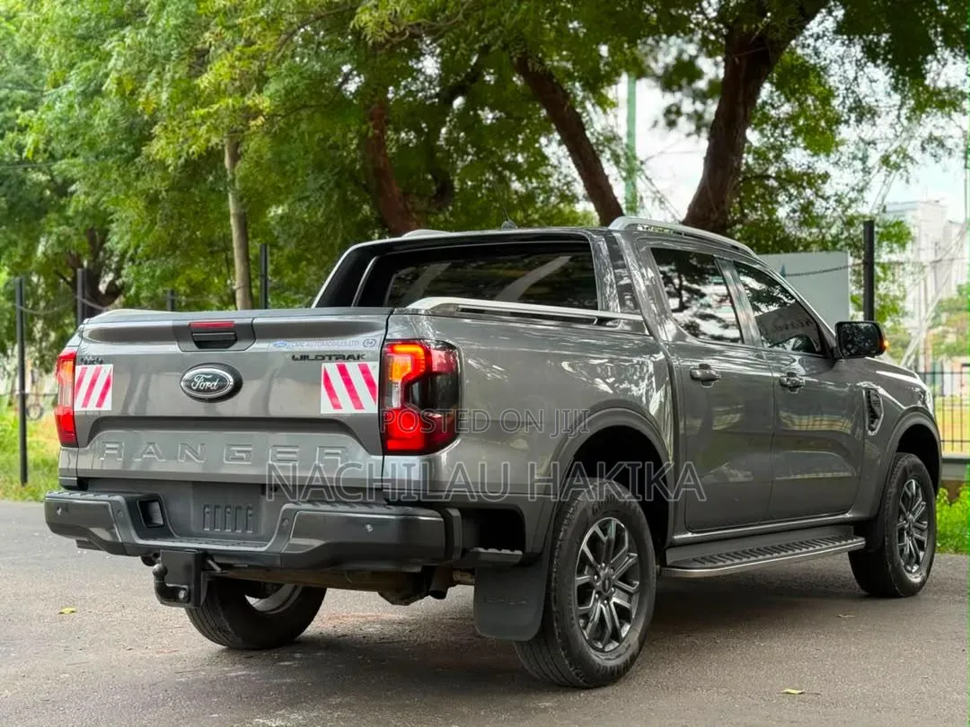 Ford Ranger Wildtrak 2023 Gray