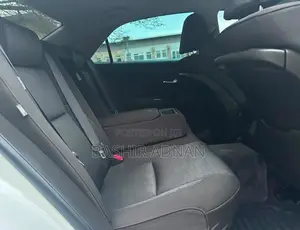 Toyota Crown 2009 Pearl