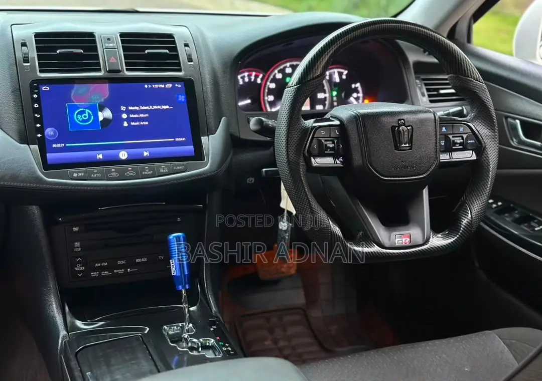 Toyota Crown 2009 Pearl