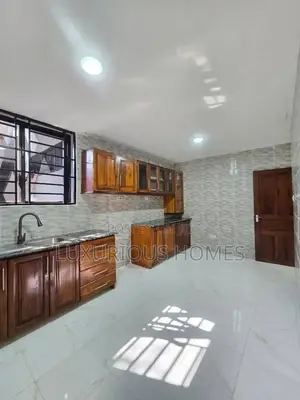 7bdrm House in Masaki for rent