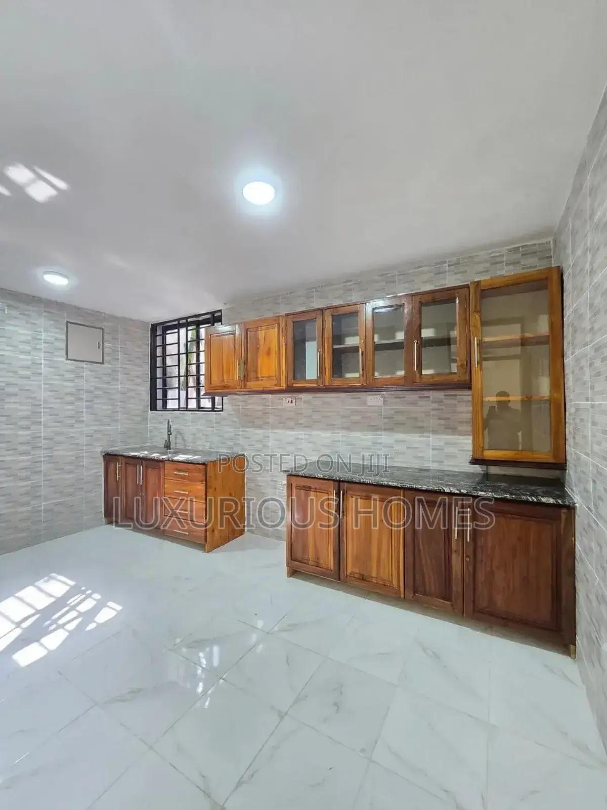 7bdrm House in Masaki for rent
