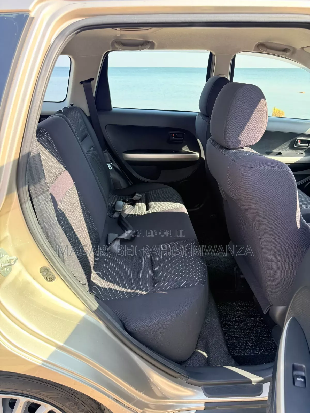 Toyota IST 2003 Silver