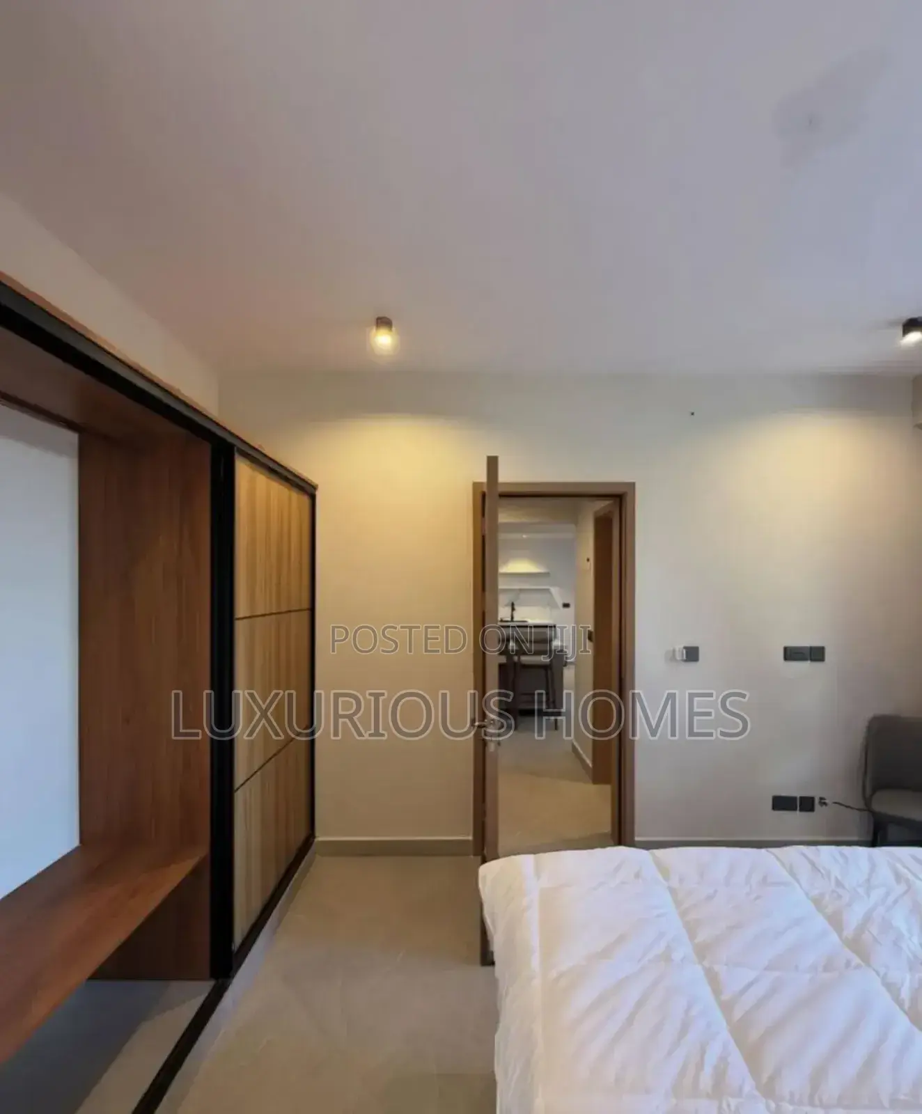 Furnished 1bdrm Apartment in Masaki for sale