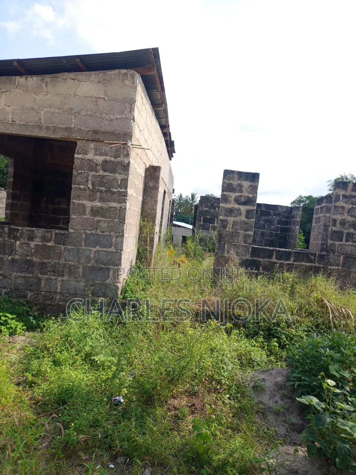 6bdrm House in Viwege, Ilala for sale