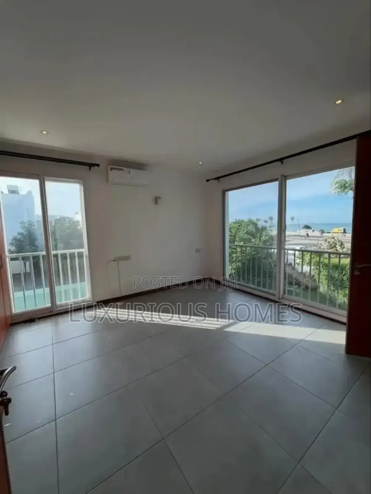 5bdrm Villa in Oyster Bay for rent
