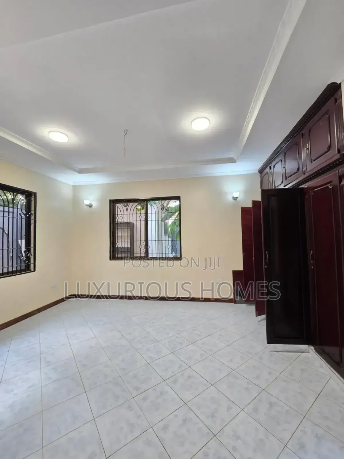 5bdrm House in Mbwen Malindi, Mbweni for sale