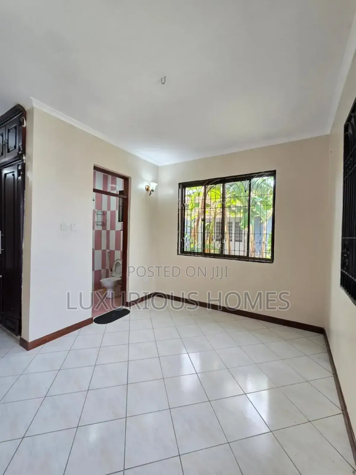 5bdrm House in Mbwen Malindi, Mbweni for sale