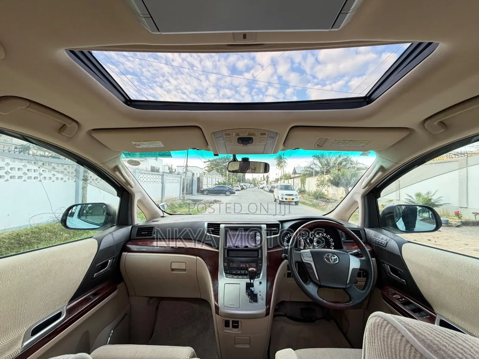 Toyota Alphard 2010 Pearl