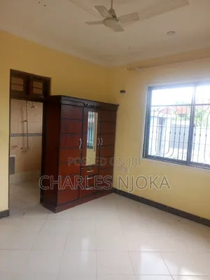 Furnished 6bdrm House in Kwadiwani, Ilala for sale