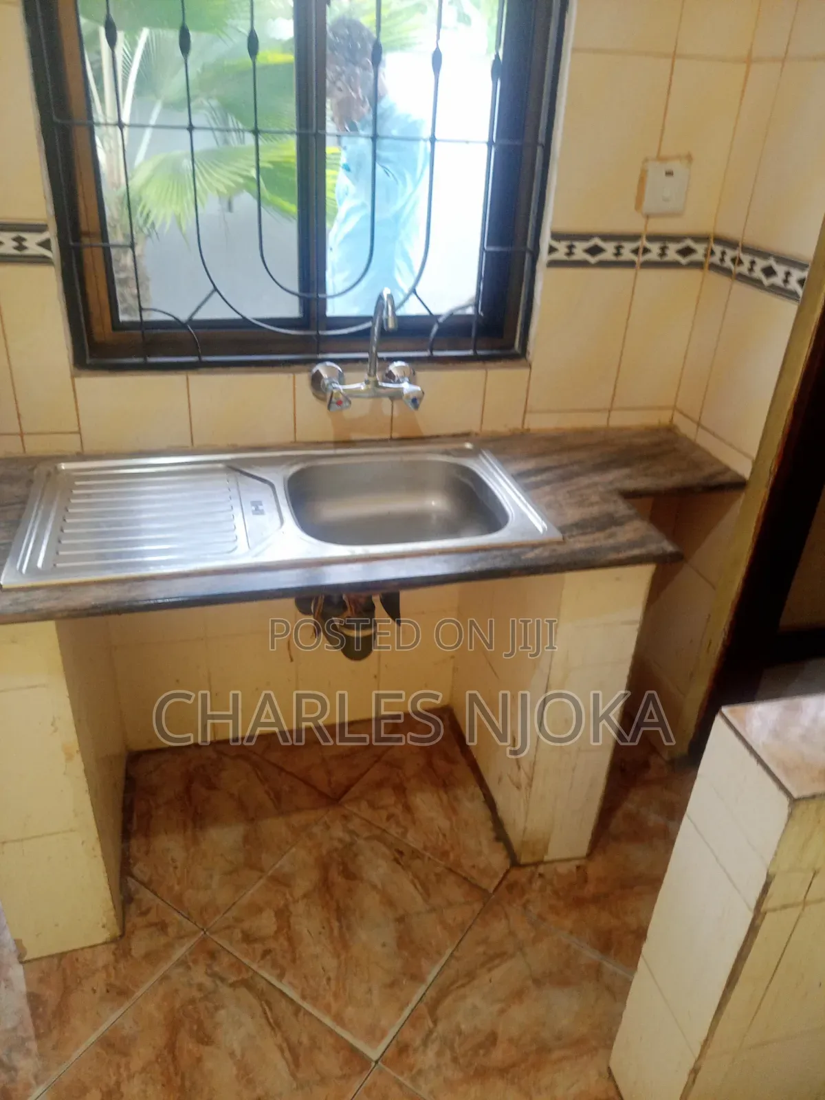 Furnished 6bdrm House in Kwadiwani, Ilala for sale