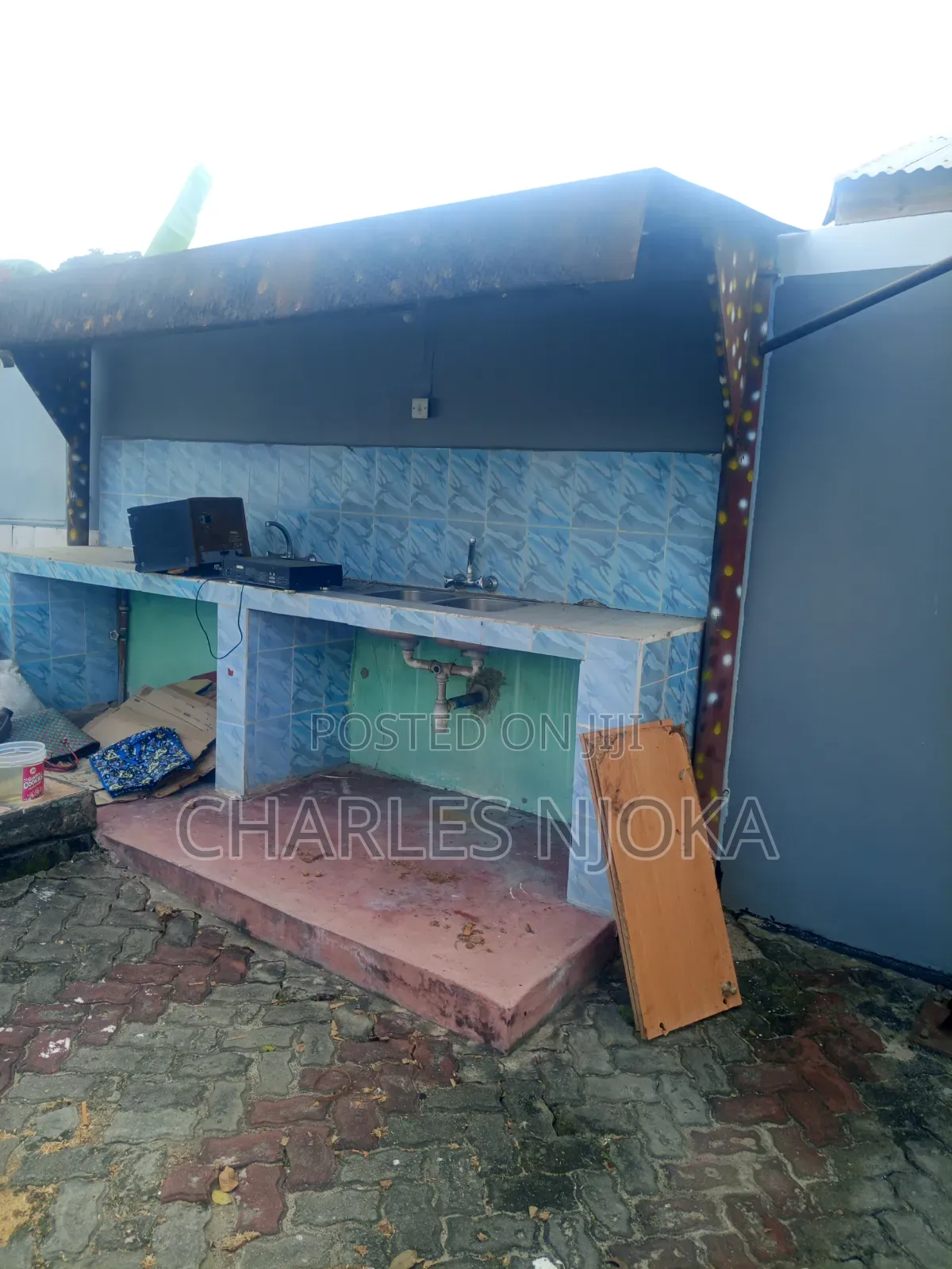 Furnished 6bdrm House in Kwadiwani, Ilala for sale