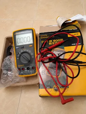 Fluke 15B Max Digital Multimeter