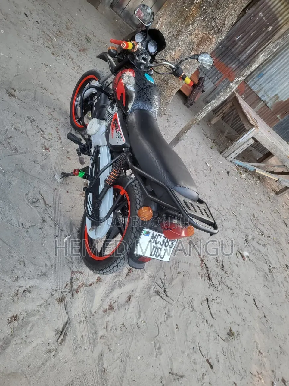 Bajaj Boxer 125 2025 Black