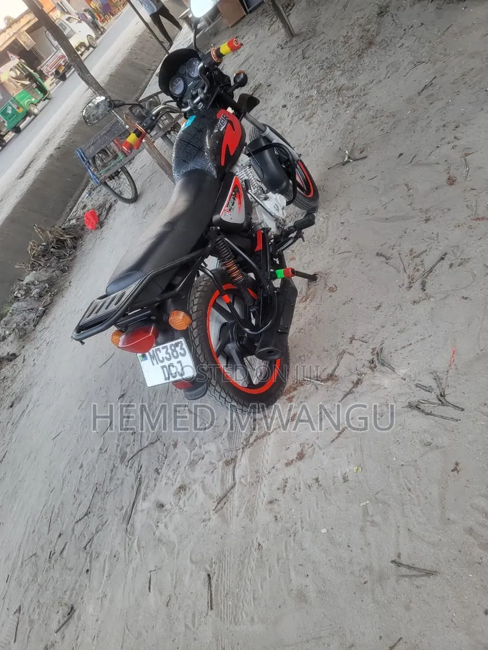 Bajaj Boxer 125 2025 Black