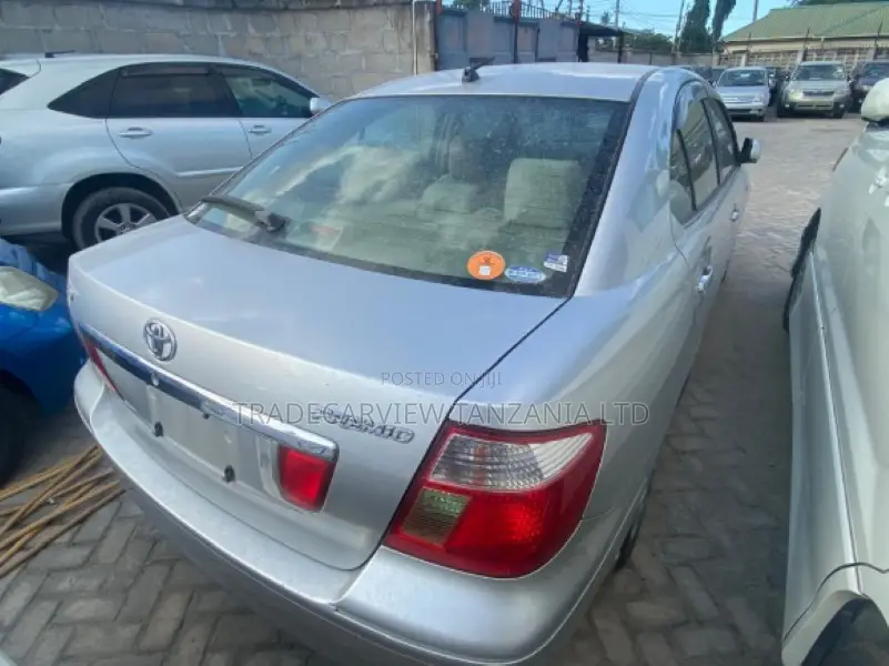 Toyota Premio 2003 Silver