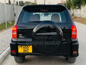 Toyota RAV4 1.8 2004 Black