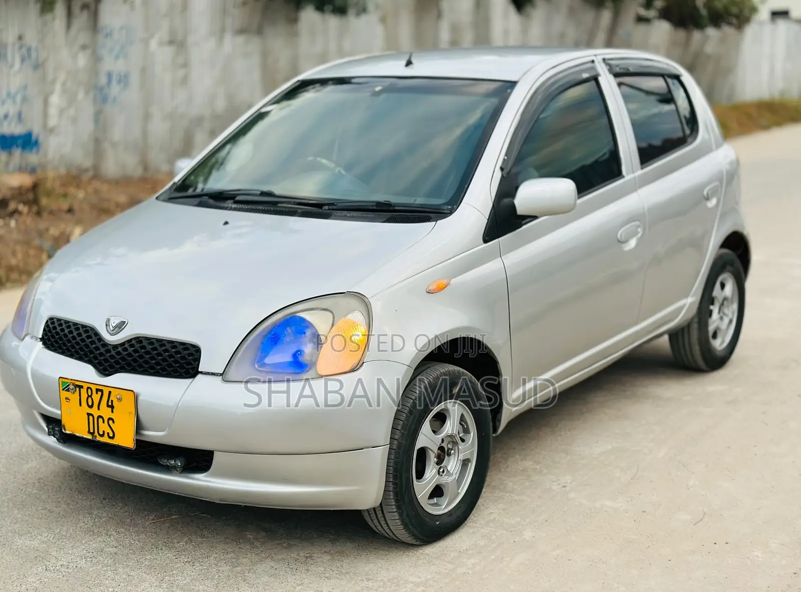 Toyota Vitz 1.3 AWD 5dr 2003 Silver