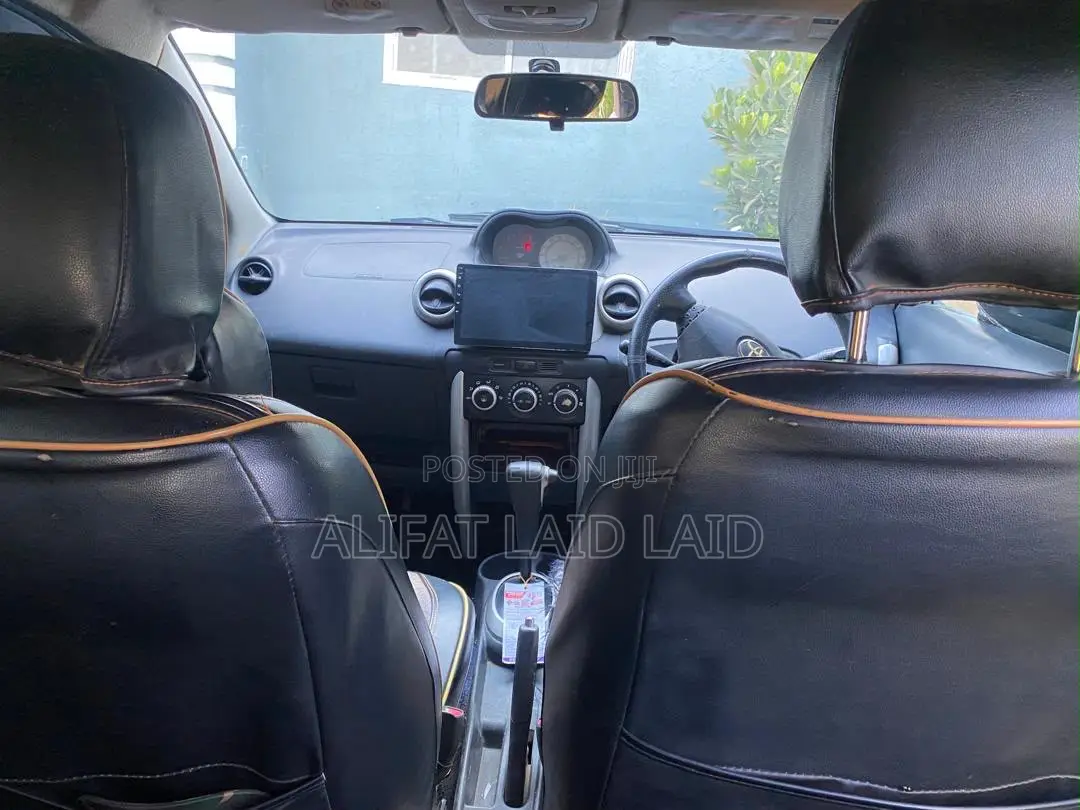 Toyota IST 2004 White