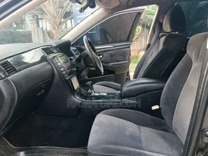 Toyota Crown Royale 2005 Black
