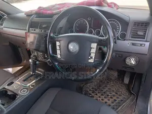 Volkswagen Touareg Automatic 2003 Gray