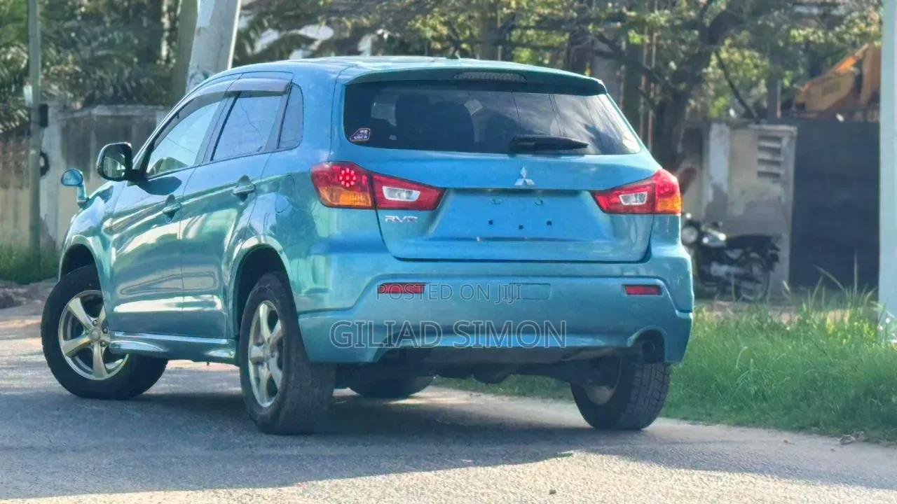 Mitsubishi RVR 2013 Blue