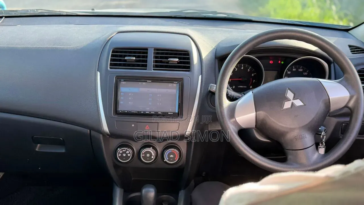 Mitsubishi RVR 2013 Blue