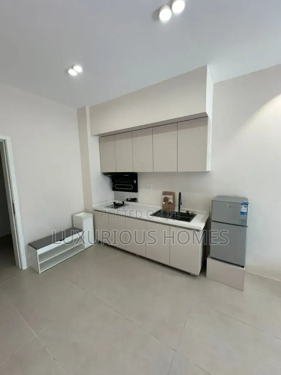 Furnished 2bdrm Apartment in Oyster Bay for rent