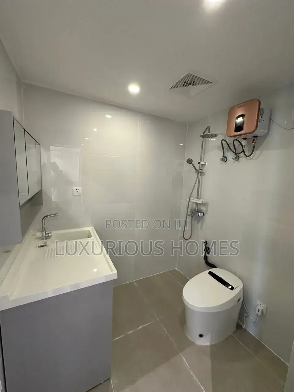 Furnished 2bdrm Apartment in Oyster Bay for rent
