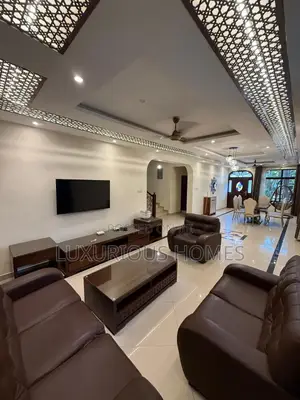 Furnished 4bdrm Apartment in Ada Estate for rent