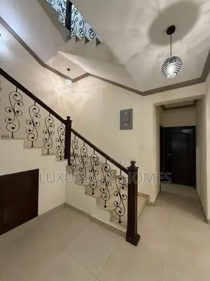 Furnished 4bdrm Apartment in Ada Estate for rent