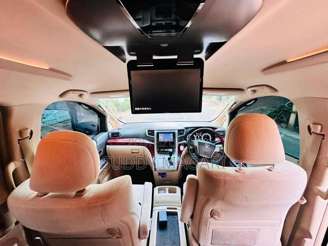 Toyota Alphard 2011 Black