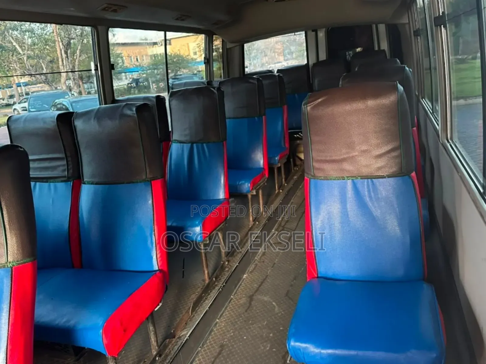 Mitsubishi Fuso Rosa 2005 White