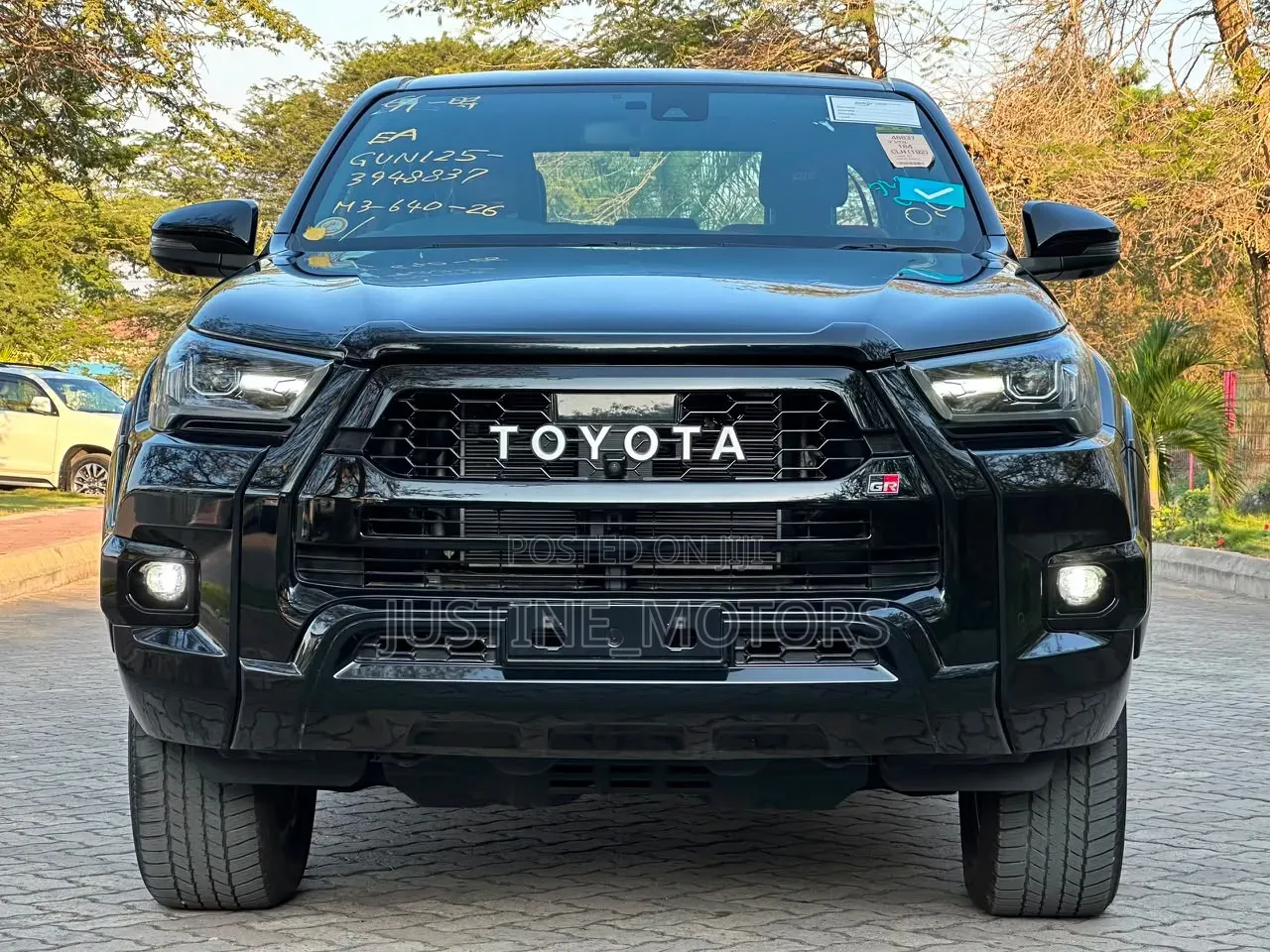 Toyota Hilux 2023 Black