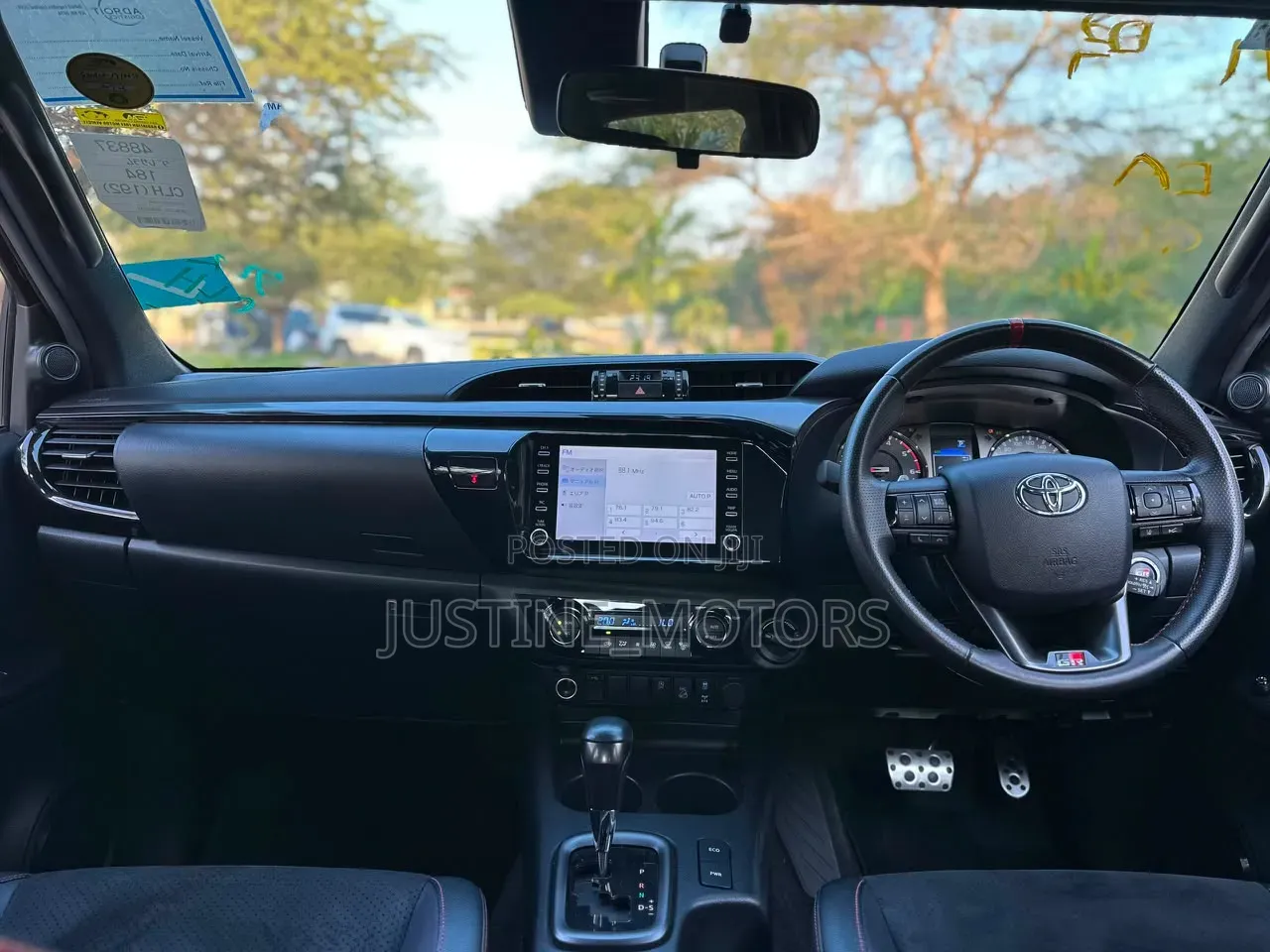 Toyota Hilux 2023 Black