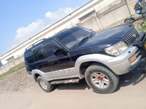 Toyota Land Cruiser Prado 2005 Blue