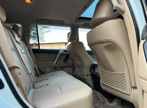 Toyota Land Cruiser Prado 2.8 2023 Pearl