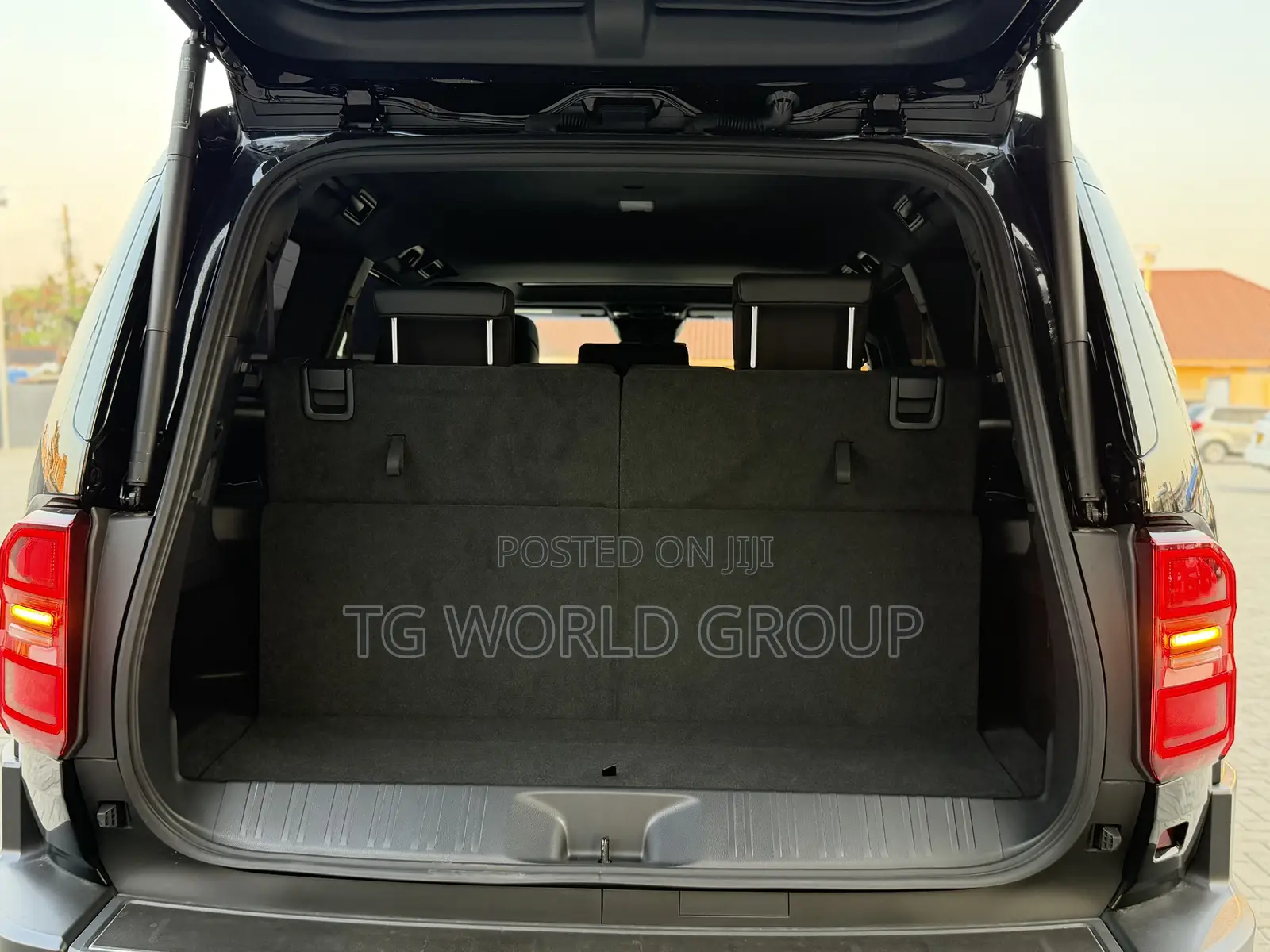 New Toyota Land Cruiser Prado 2.7 2025 Black